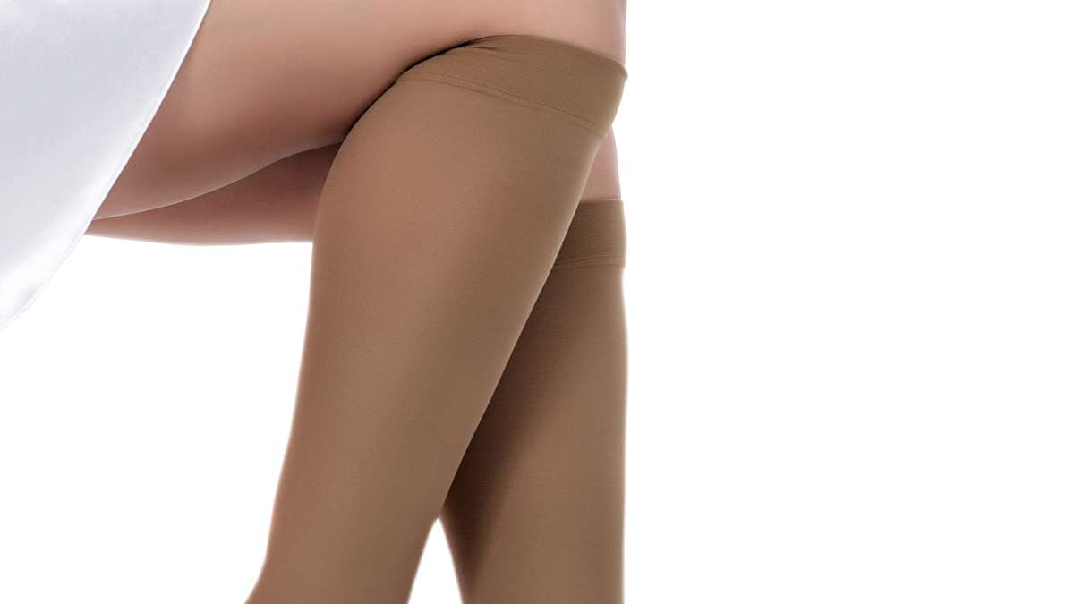 Compression stockings might not be needed to prevent blood clots