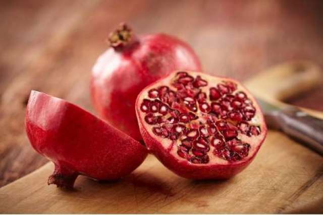 Pomegranate supplement benefits best sale