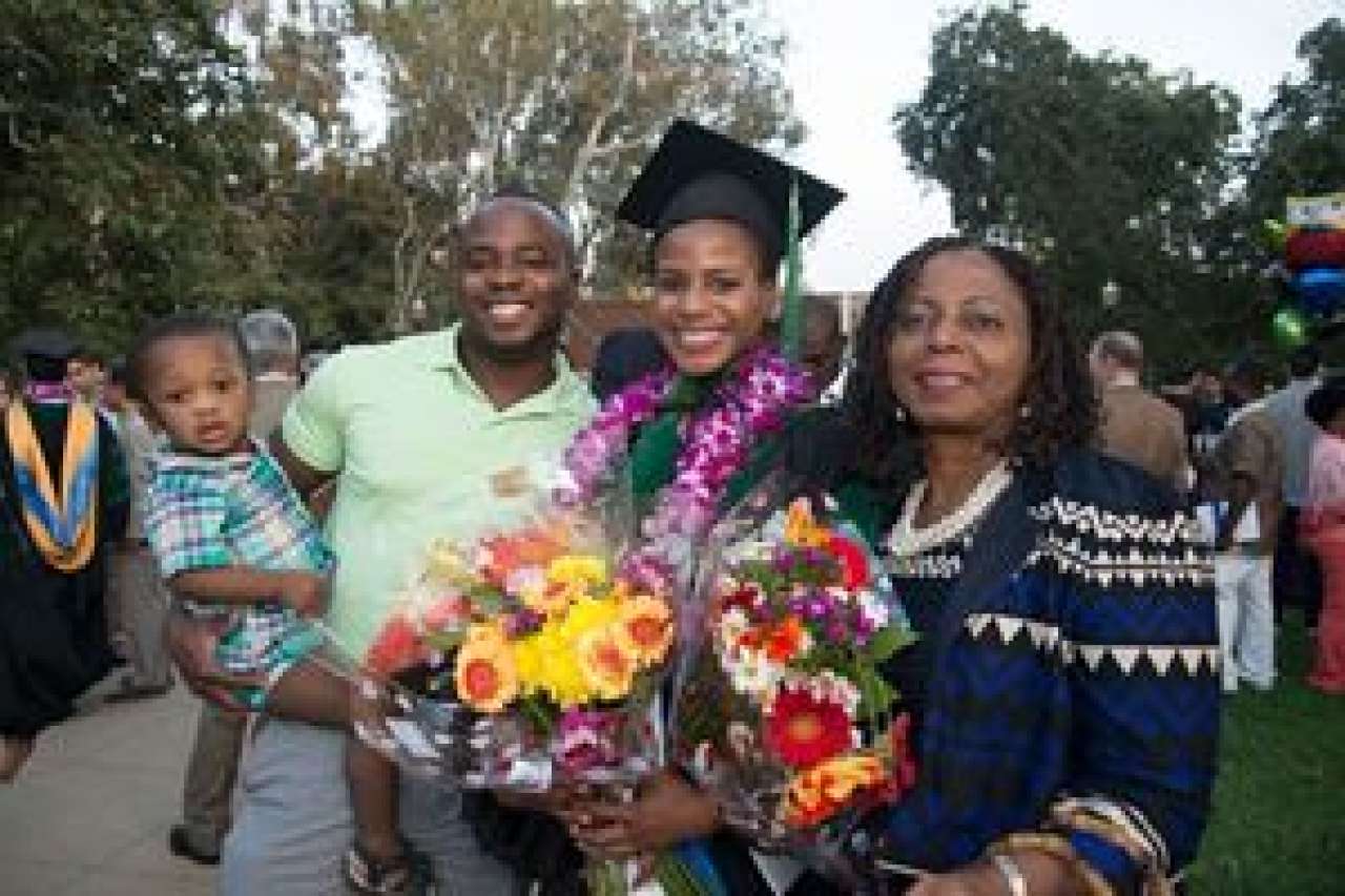 Happy Families Celebrate As New UCLA Physicians Take Hippocratic Oath ...