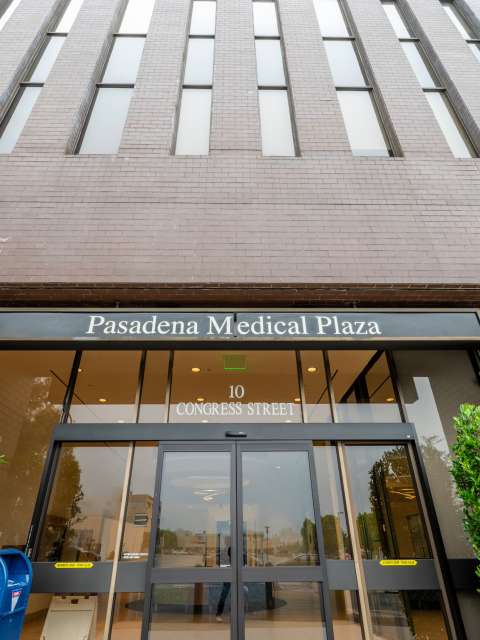 UCLA Health Pasadena OBGYN
